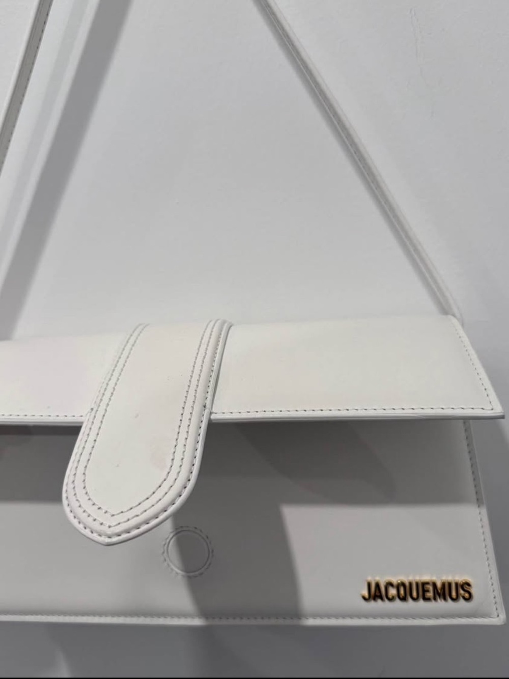 Jacquemus Cream Leather Shoulder Bag with Gold Logo - Picture 4 of 10